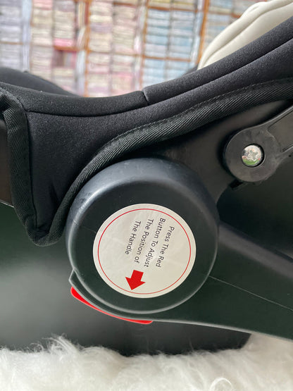 Black Carry Cot C005