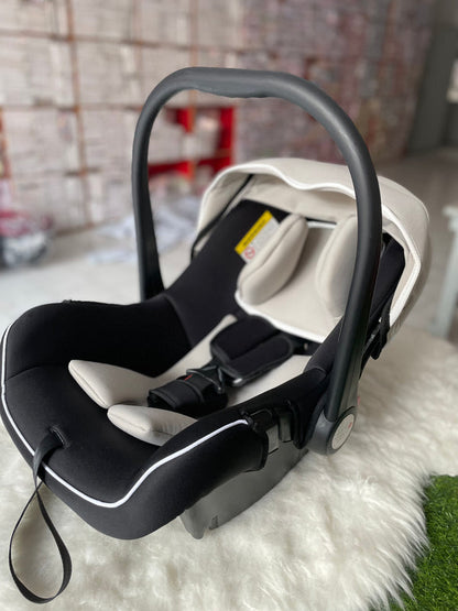 Black Carry Cot C005