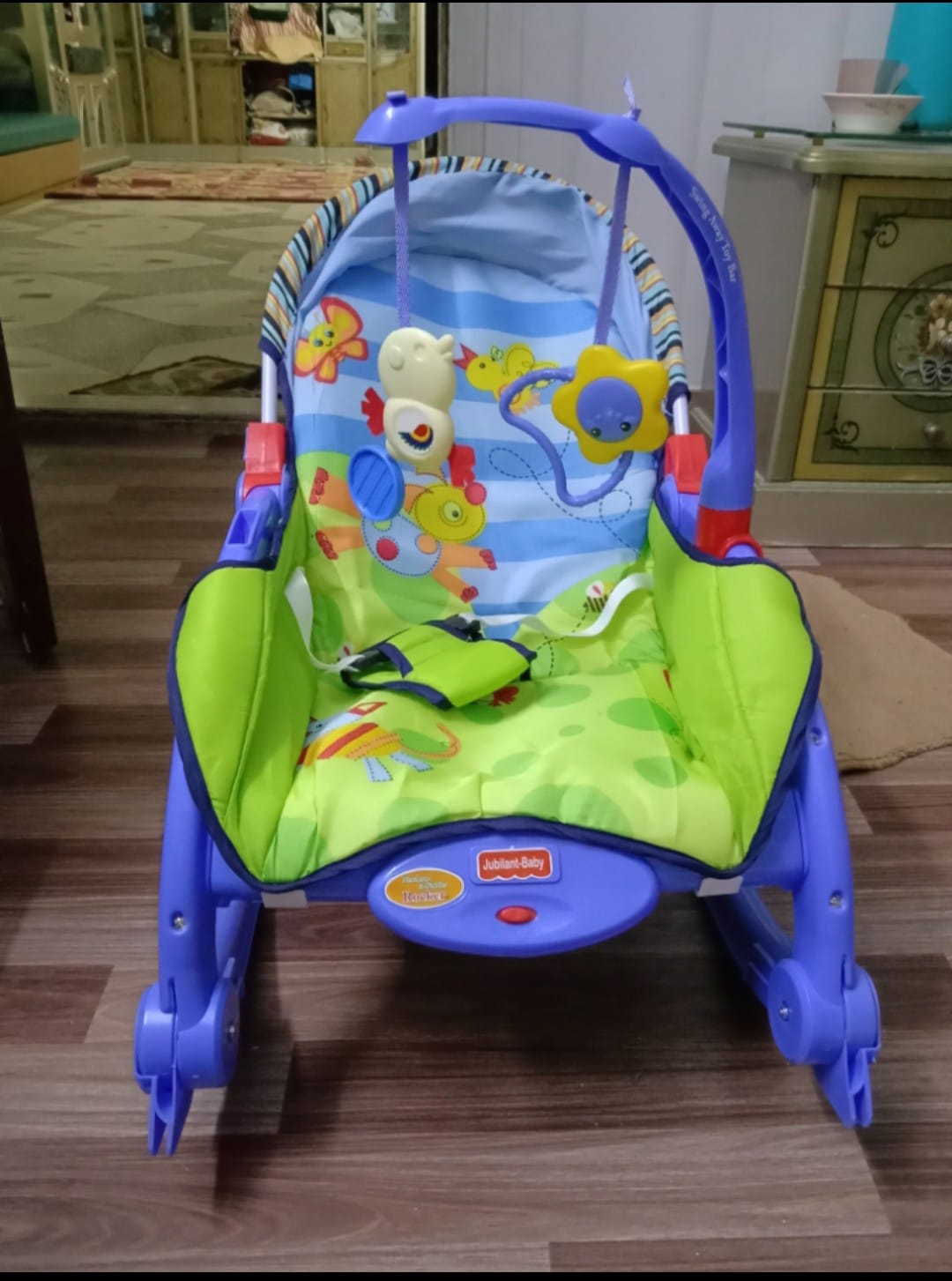 JUBILANT BABY ROCKER